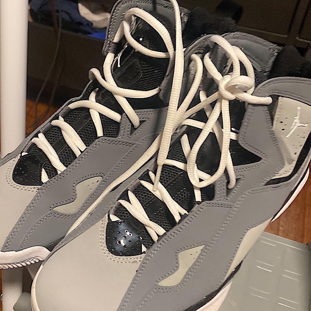 True flight grey Jordans
